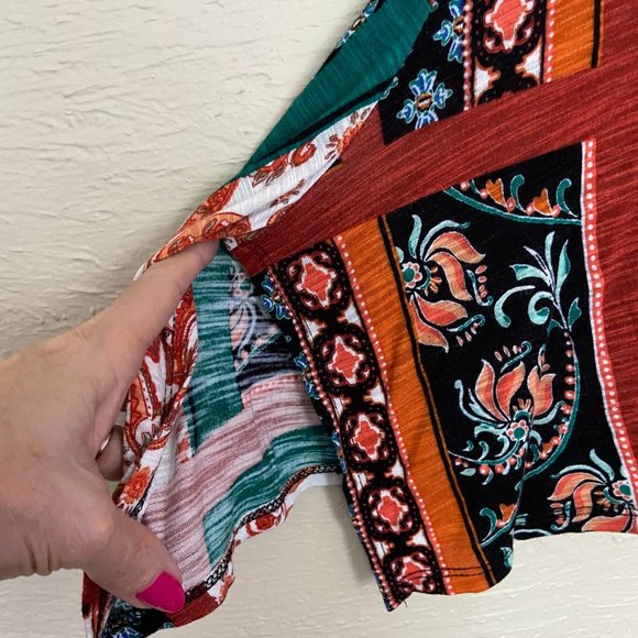 CABLE & GAUGE Scoop Neck Dress Viscose Fabric Size Medium  Sharkbite Hem - Picture 3 of 5